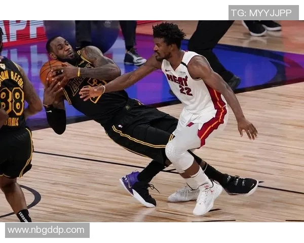 湖人对决热火精彩录像回放全场精彩瞬间尽在其中